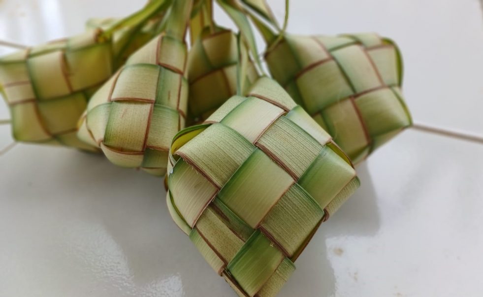Memahami Tradisi dan Makna Mendalam di Balik Lebaran Ketupat