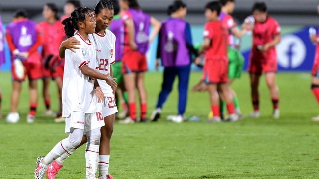 Erick Thohir Semangati Timnas Wanita Indonesia U-17  Setelah Hasil Buruk di Piala Asia U-17 2024