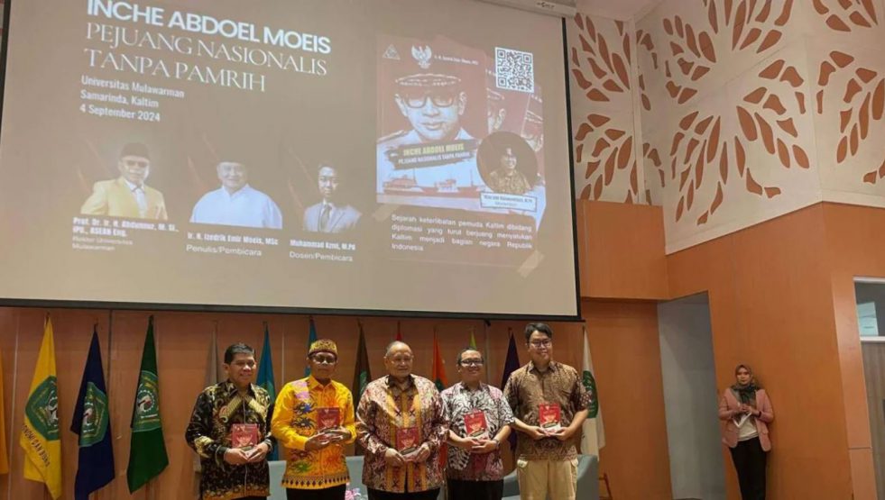 bedah buku berjudul “Inche Abdoel Moeis, Pejuang Nasionalis Tanpa Pamrih” di Gedung Prof Masjaya, Universitas Mulawarman, Samarinda, Rabu 4 September 2024 - Foto: Istimewa.
