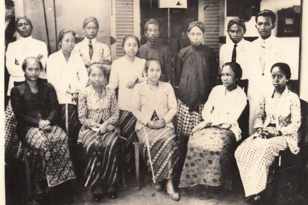 Para pamong (guru) yang mengajar di Taman Siswa pada tahun 1934 (Dok. Museum Dewantara Kirti Griya)