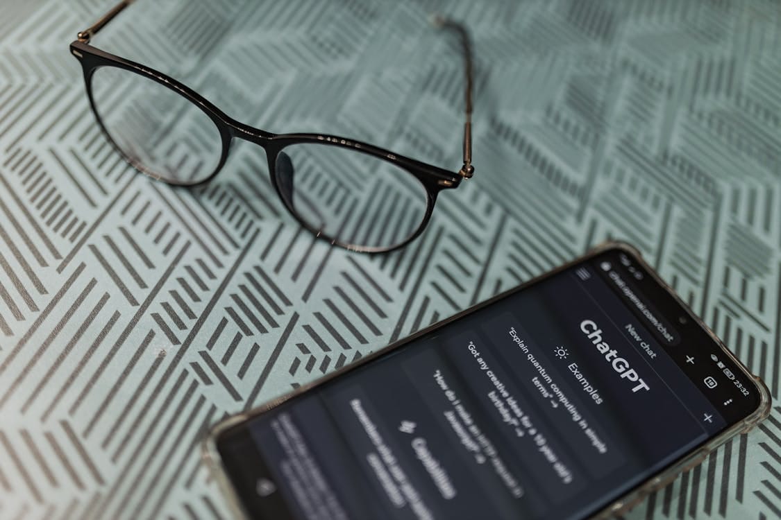 Sejarah ChatGPT: Bagaimana OpenAI Membuat Terobosan Inovatif dalam Kecerdasan Buatan