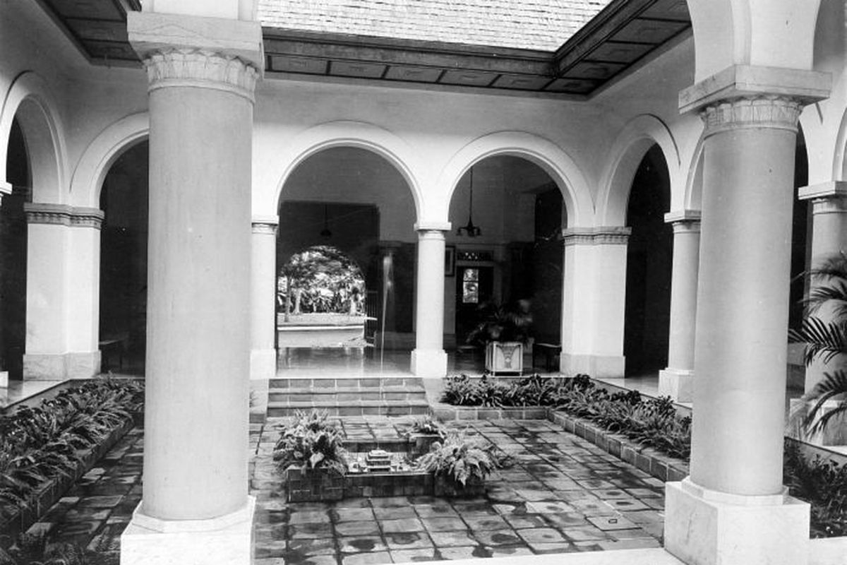 Jejak Sejarah Raad van Indië dari Puncak Kekuasaan hingga Pembubaran