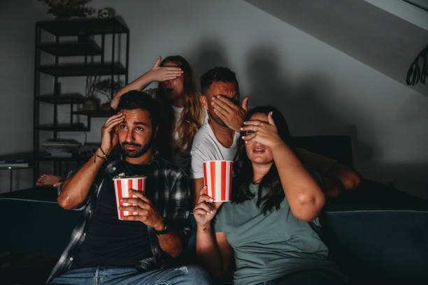 Psikologi di Balik Daya Tarik Film Horor