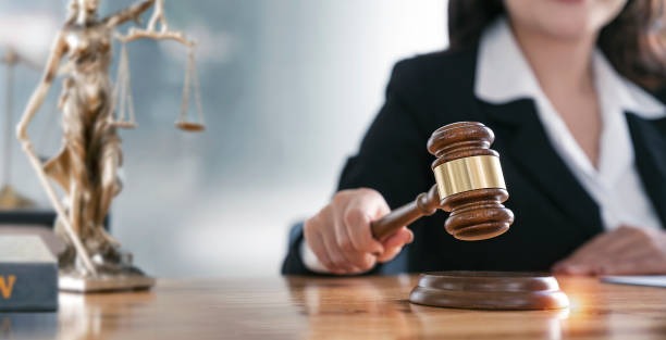 Peran Perempuan dalam Sistem Hukum