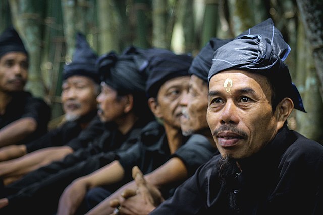 Mengenal Suku Kajang, Jejak Kearifan di Tanah Sulawesi