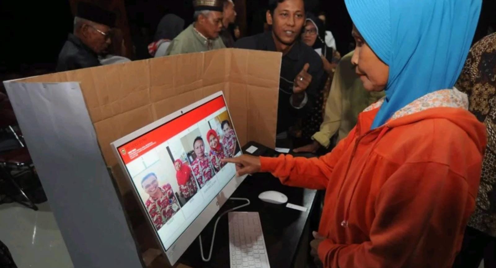 E-Voting Pilkades: Dari Coblosan ke Colokan