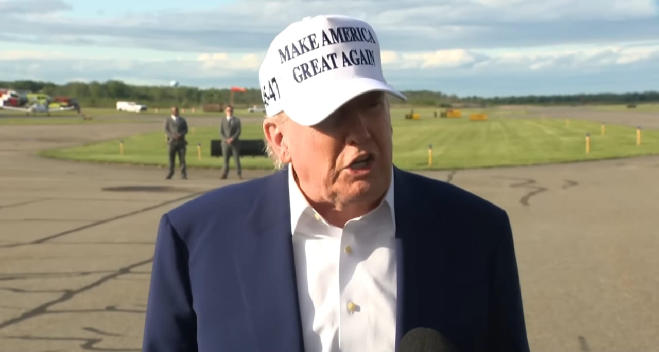 Trump Sebut Putin “Gila” dan Zelenskyy “Menimbulkan Masalah”