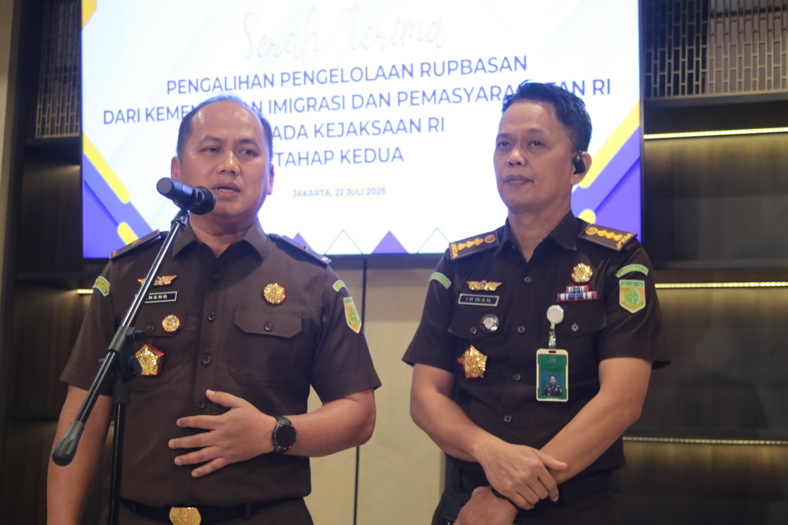 Kejagung Lacak Keberadaan Riza Chalid di Malaysia