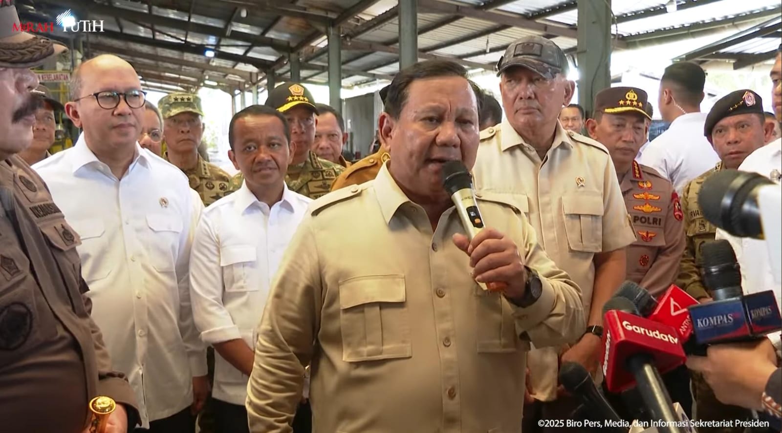 Prabowo Serahkan Barang Rampasan Negara Rp300 Triliun dari Kasus Tambang Ilegal di Bangka Belitung
