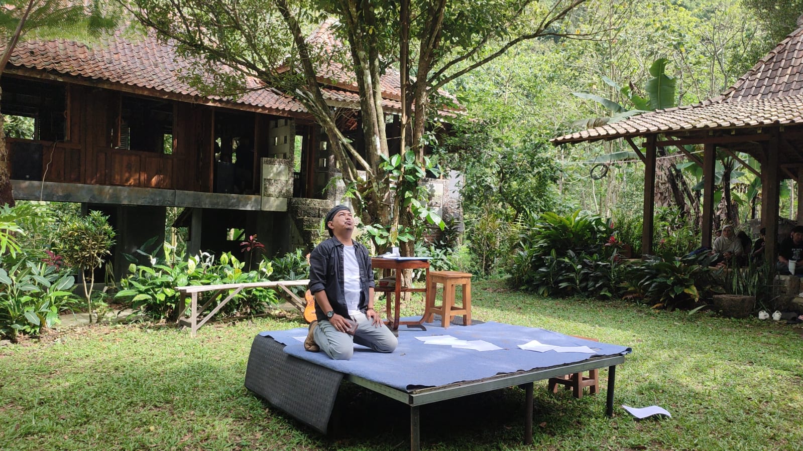 Monolog “HAKKU HAKI HAKKU” Sentil Kesadaran HAKI di Padepokan Bumi Seni Tarikolot